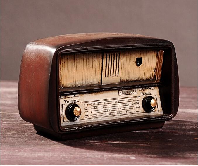 Antique Old Radio for Home Decor